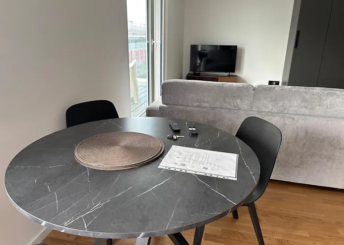 Apartmán New On Floor, 2 Minutes From Train Station