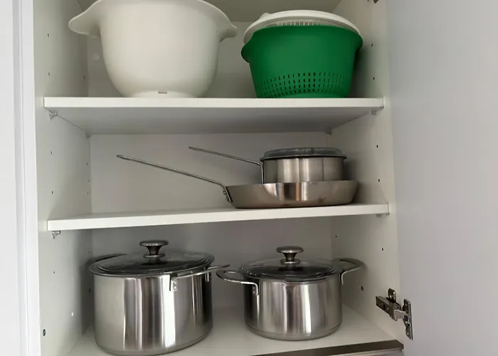 New On Floor, 2 Minutes From Train Station Apartmán *